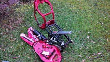 My first bike-C- was not in a good condition when i bought it but see for yourself. BJ 1995 GSF600 Bandit