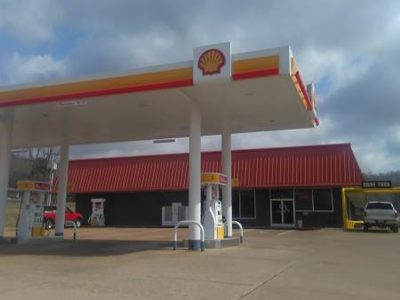 Only good gas station in linden